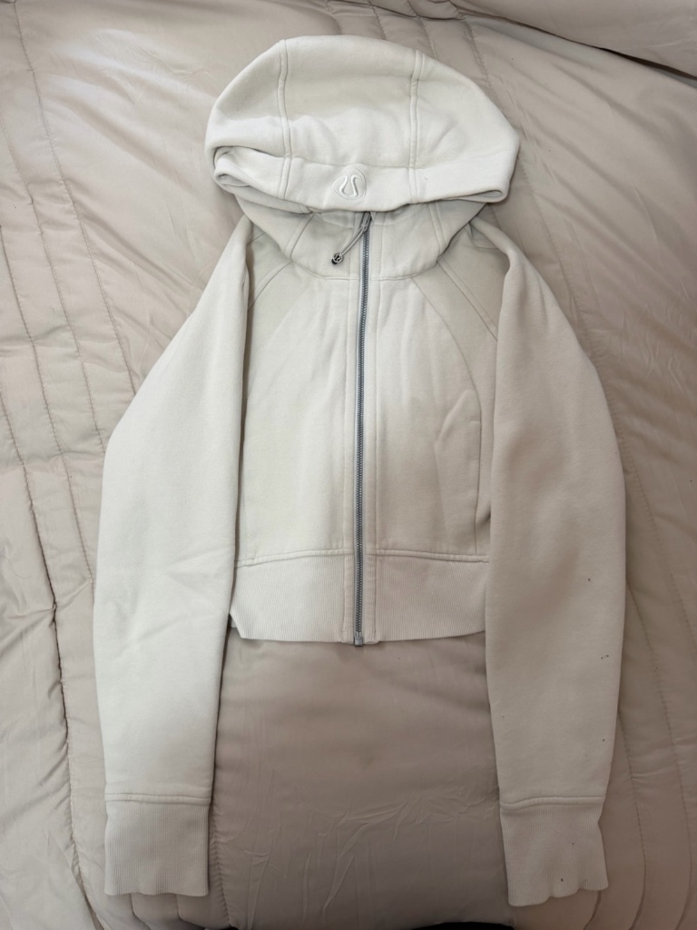 Lululemon Scuba Full-Zip Hoodie (Cropped)